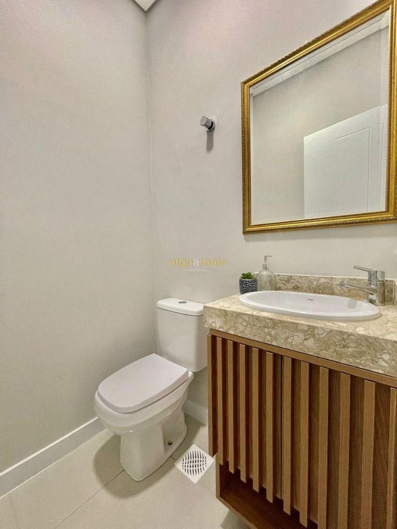 Casa de Condomínio à venda com 4 quartos, 300m² - Foto 33