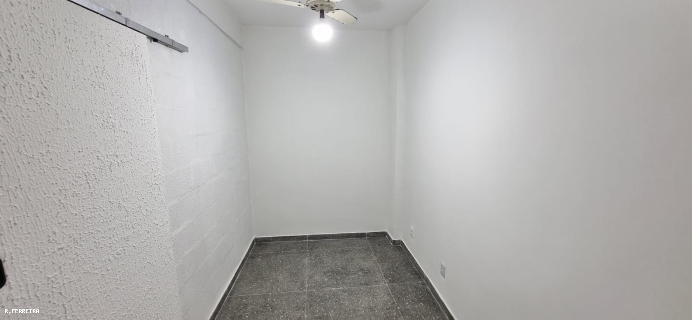 Apartamento para alugar com 1 quarto, 35m² - Foto 10