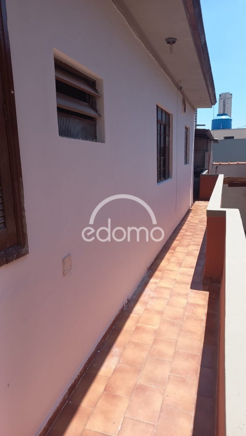 Casa para alugar com 1 quarto, 60m² - Foto 9