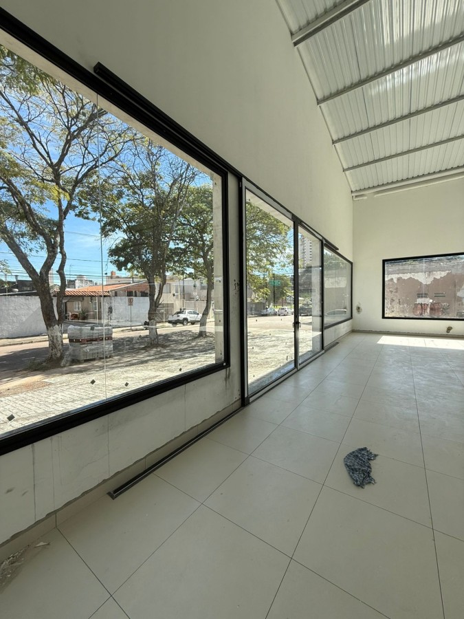 Depósito-Galpão-Armazém para alugar, 225m² - Foto 1