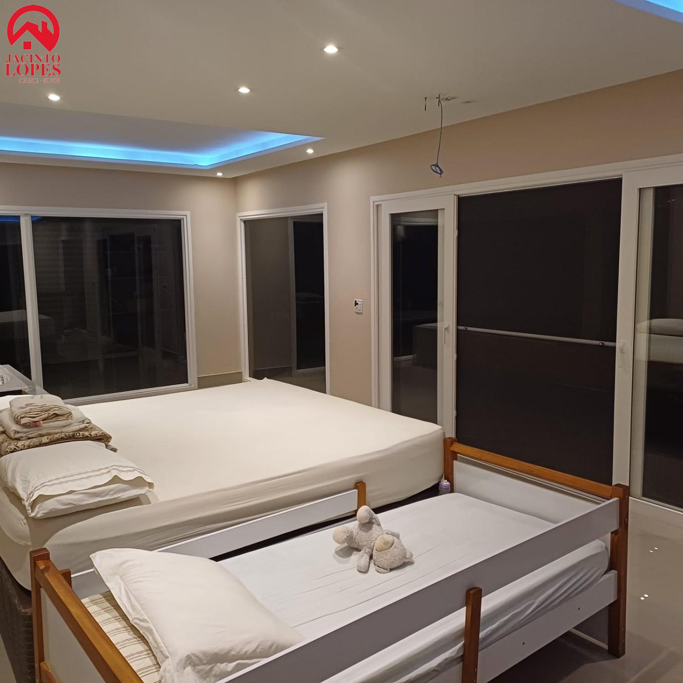 Chácara à venda com 3 quartos, 300m² - Foto 14