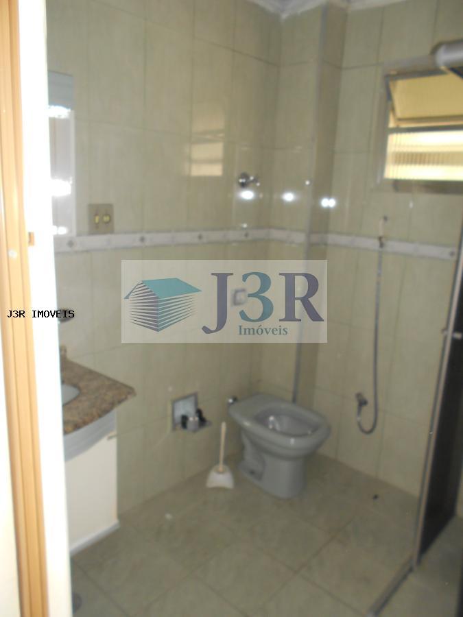 Apartamento para alugar com 2 quartos, 82m² - Foto 16