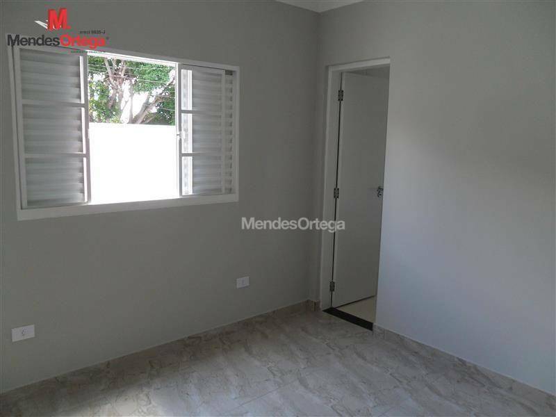 Casa para alugar com 2 quartos, 95m² - Foto 9