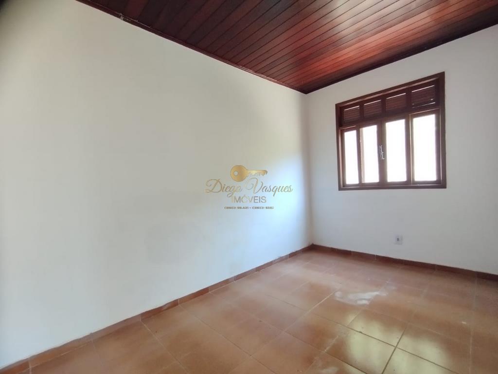 Casa à venda com 2 quartos, 438m² - Foto 5