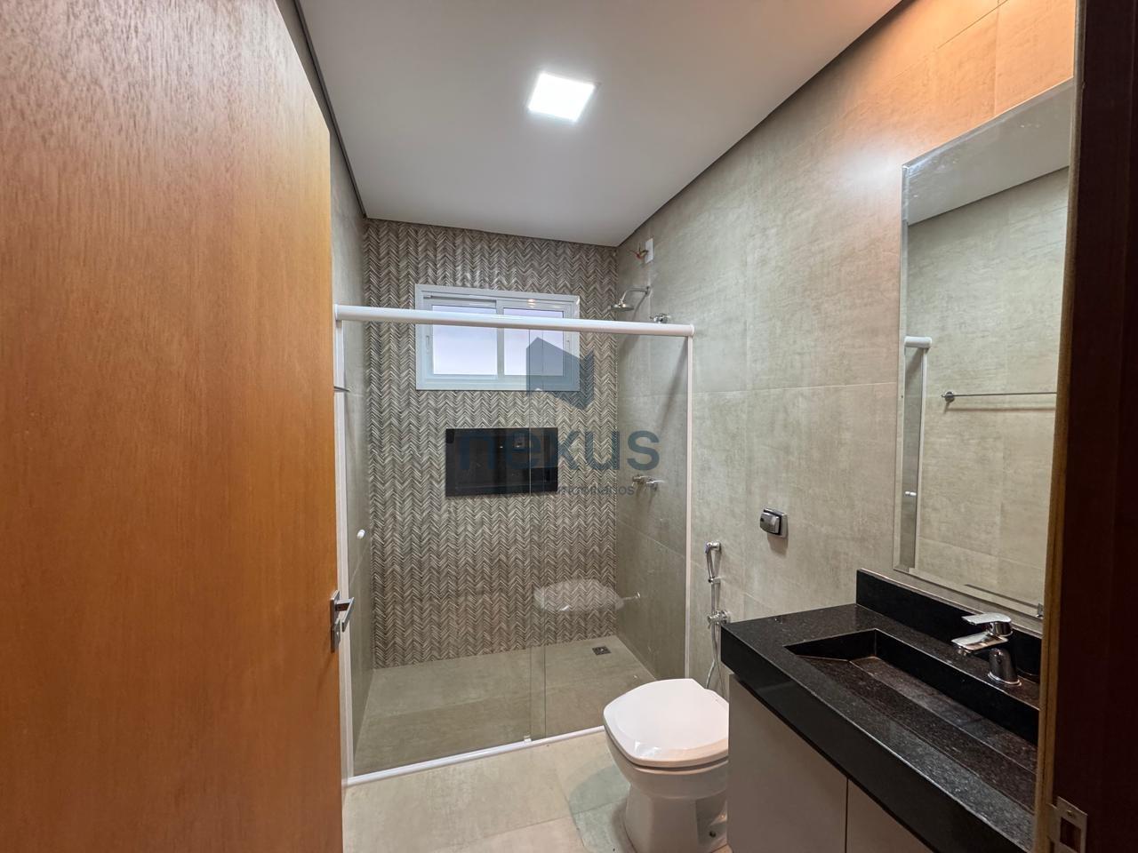 Casa à venda com 3 quartos, 312m² - Foto 6