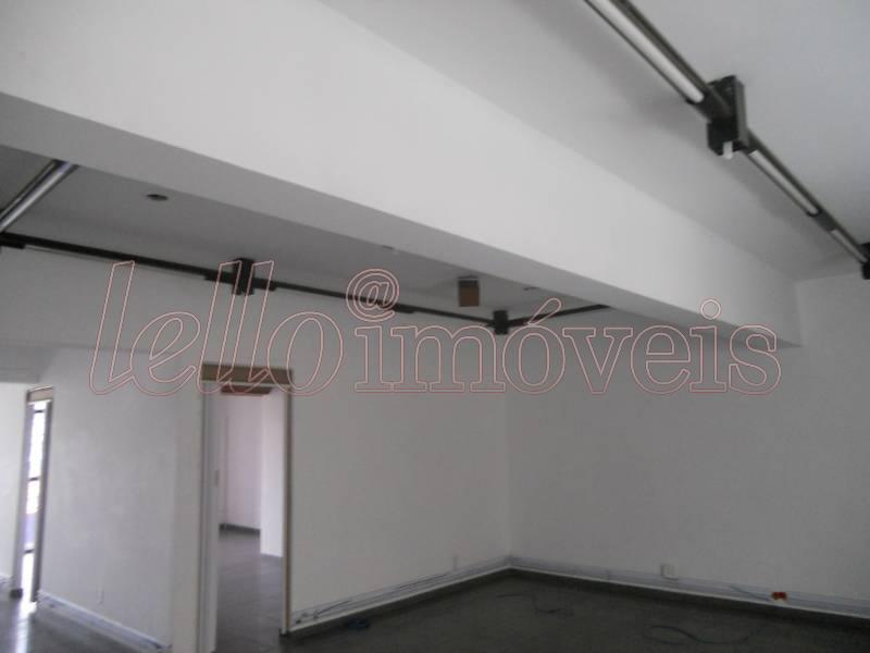 Prédio Inteiro para alugar, 2000m² - Foto 11