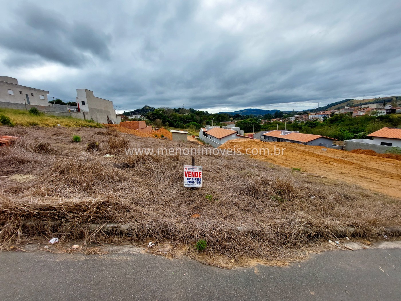 Terreno à venda, 250m² - Foto 1