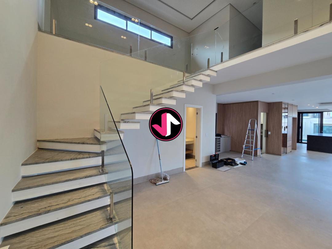 Casa de Condomínio à venda com 3 quartos, 279m² - Foto 2