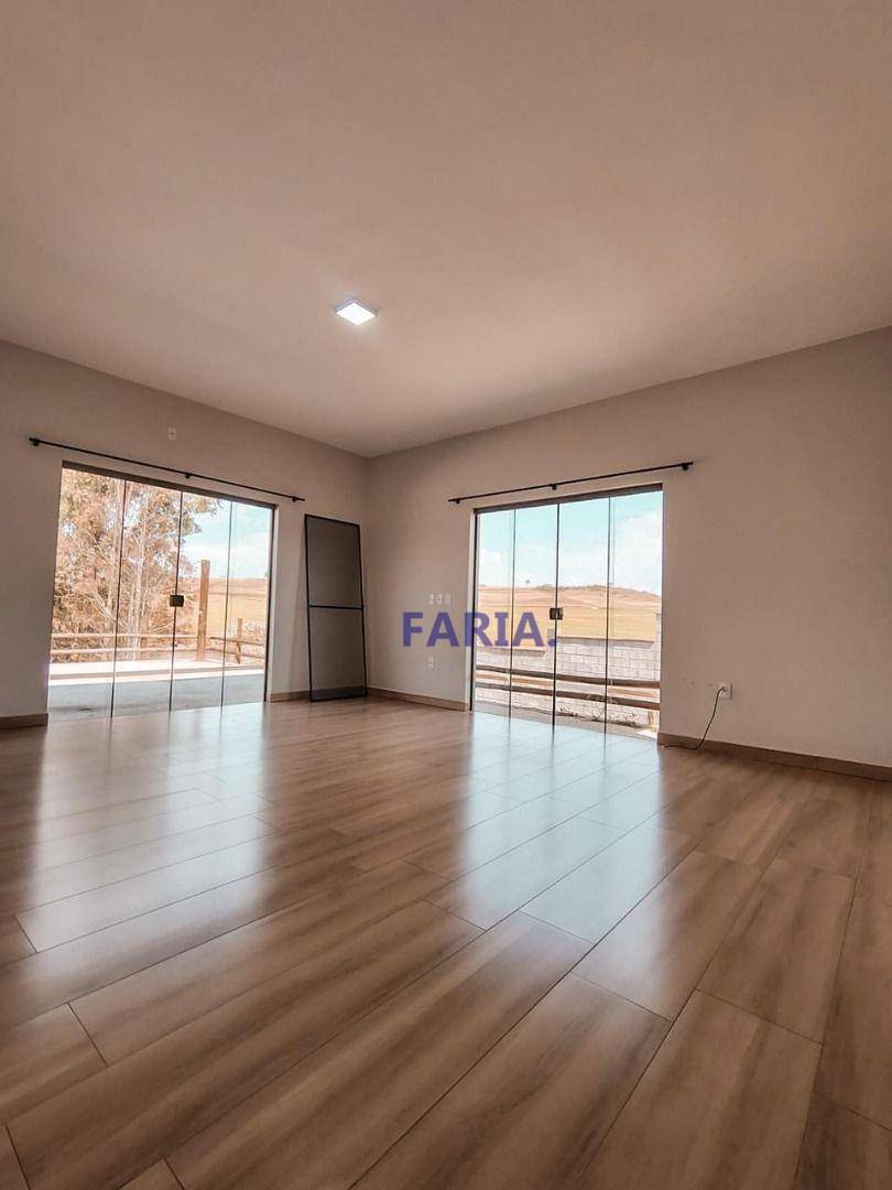 Casa à venda com 2 quartos, 152m² - Foto 8