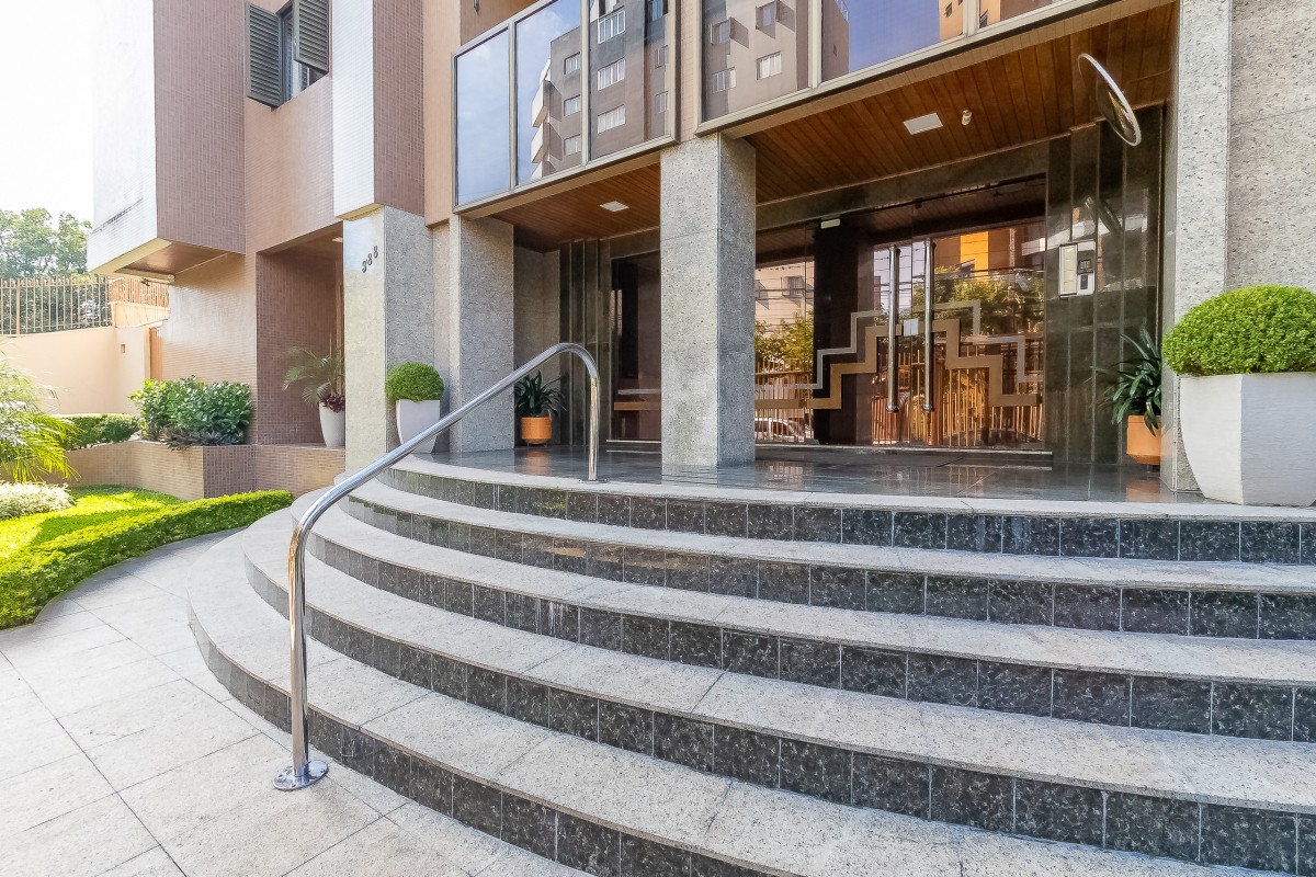 Cobertura à venda com 4 quartos, 360m² - Foto 2