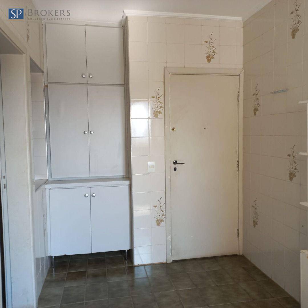 Apartamento para alugar com 3 quartos, 185m² - Foto 65