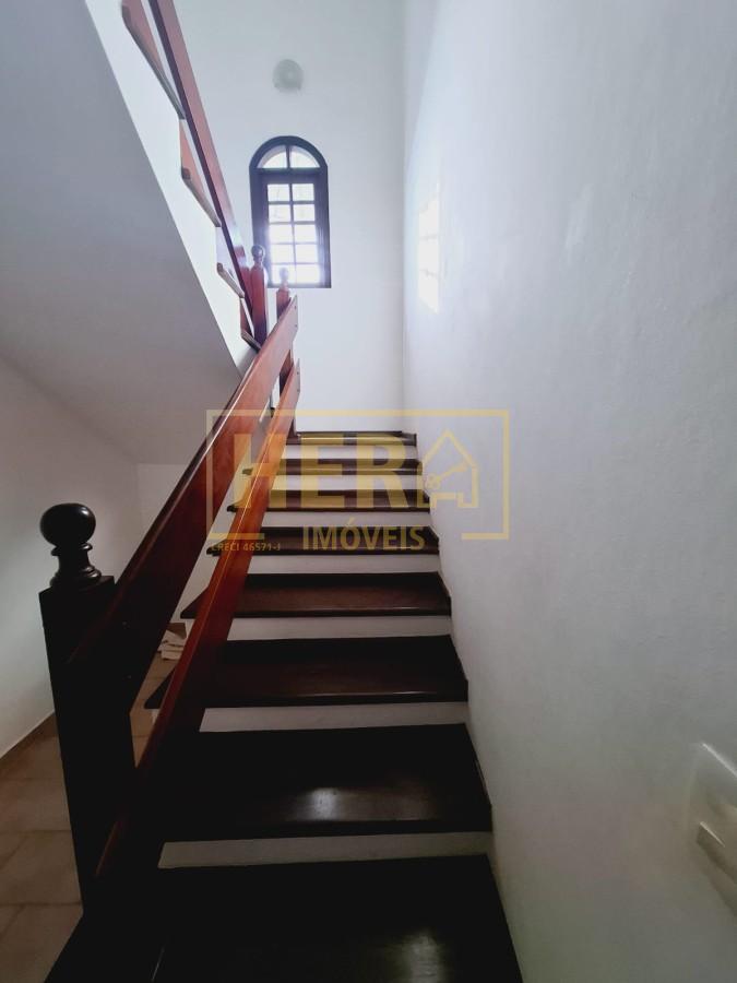 Casa à venda com 3 quartos, 202m² - Foto 11