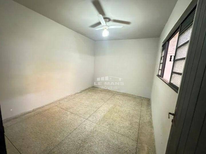 Depósito-Galpão-Armazém à venda e aluguel, 341m² - Foto 5