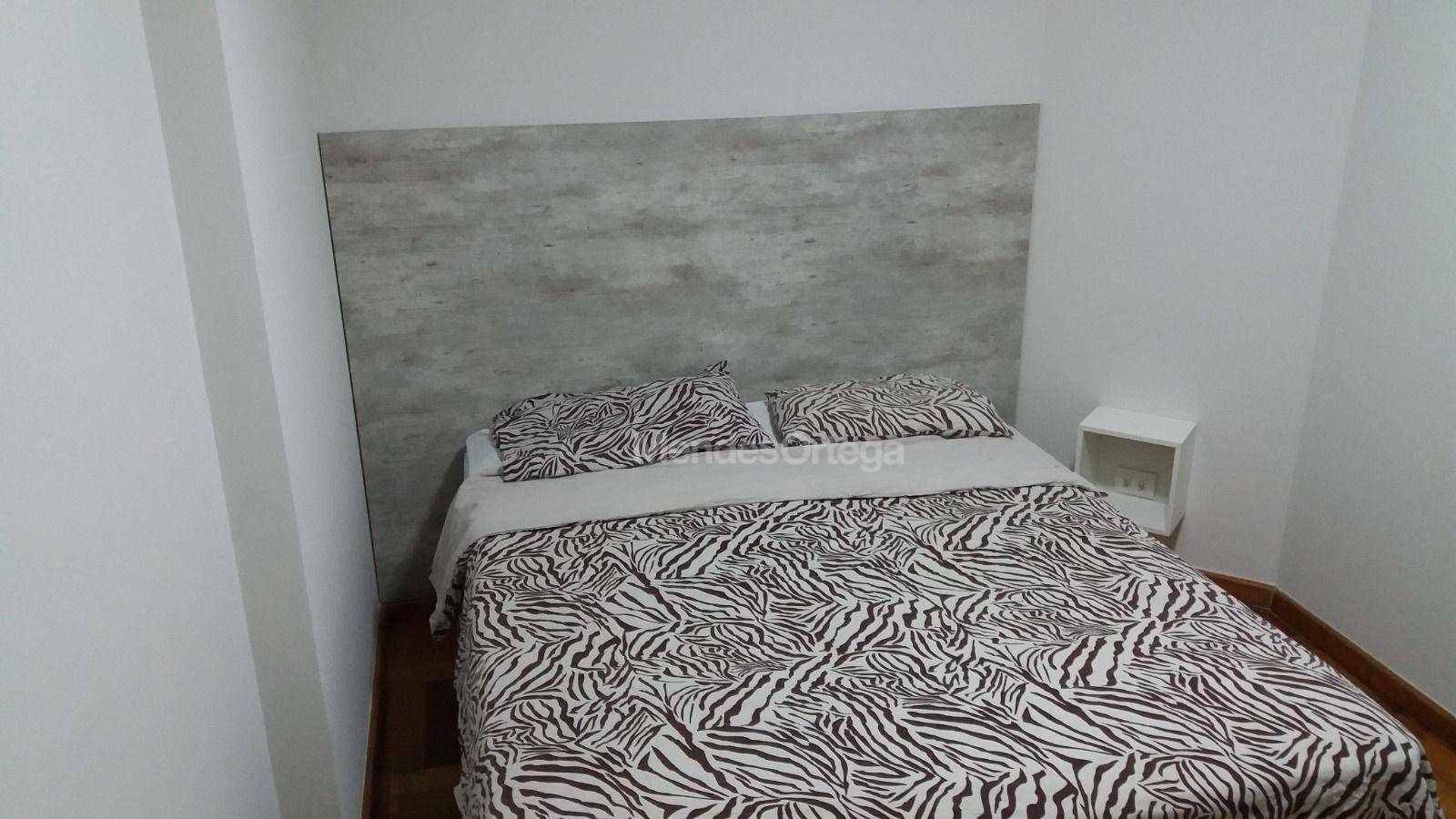 Apartamento para alugar com 3 quartos, 100m² - Foto 12