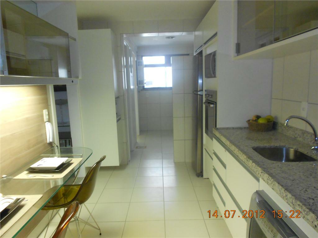 Apartamento à venda com 3 quartos, 105m² - Foto 19