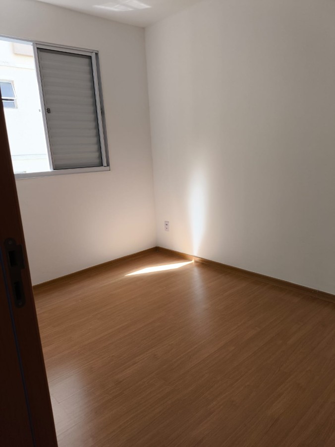 Apartamento à venda com 2 quartos, 43m² - Foto 4