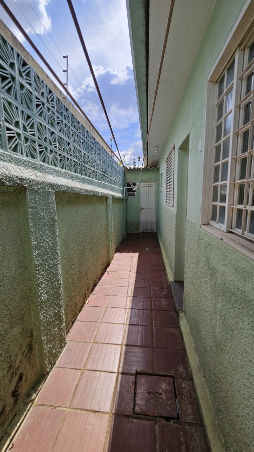Casa à venda com 3 quartos, 221m² - Foto 20