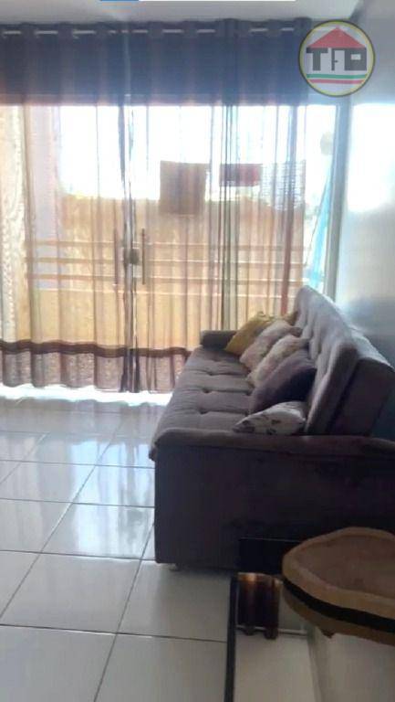 Apartamento à venda com 2 quartos, 66m² - Foto 2