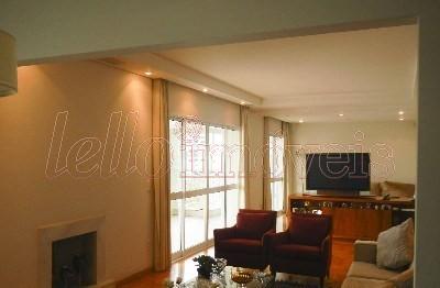 Apartamento para alugar com 4 quartos, 250m² - Foto 2