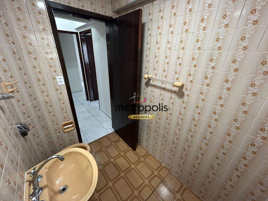 Apartamento para alugar com 2 quartos, 75m² - Foto 16