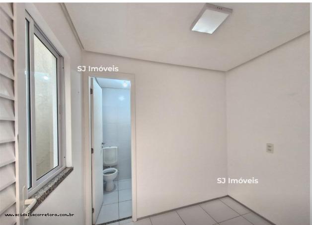 Casa de Condomínio para alugar com 3 quartos, 131m² - Foto 11