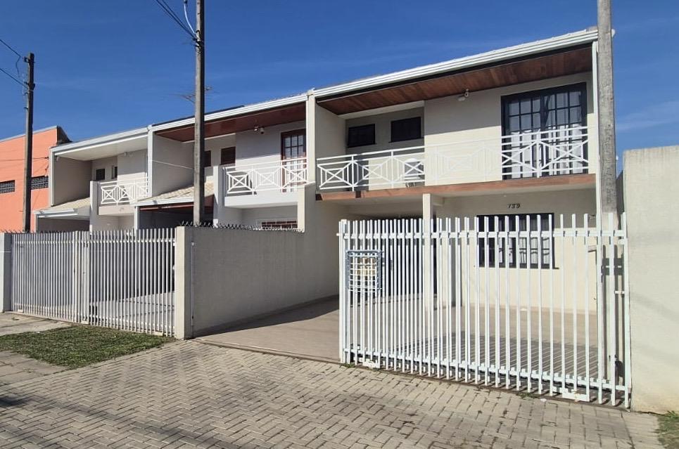 Sobrado à venda com 3 quartos, 125m² - Foto 1