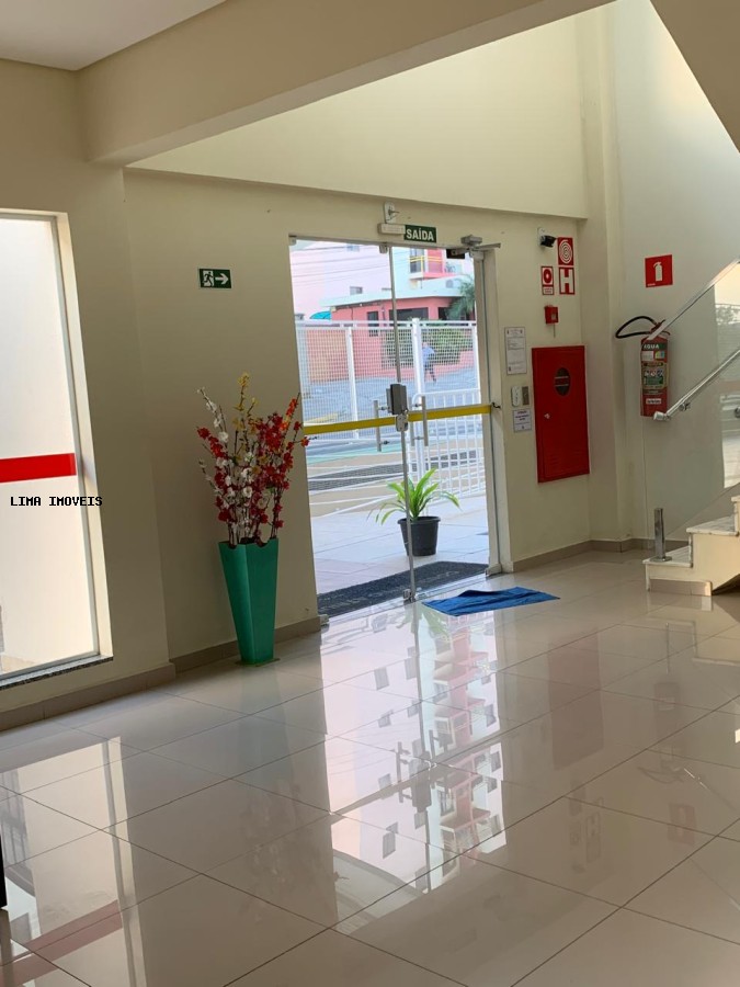 Apartamento para alugar com 2 quartos, 68m² - Foto 8