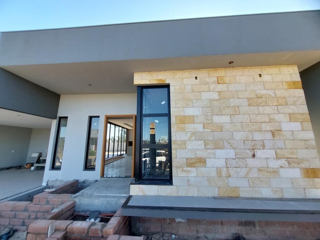 Casa à venda com 3 quartos, 187m² - Foto 11