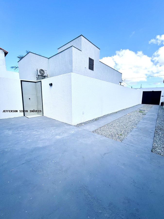 Casa à venda com 2 quartos, 56m² - Foto 4