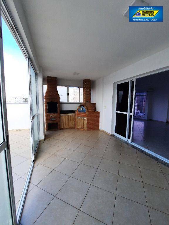 Apartamento à venda e aluguel com 3 quartos, 200m² - Foto 4