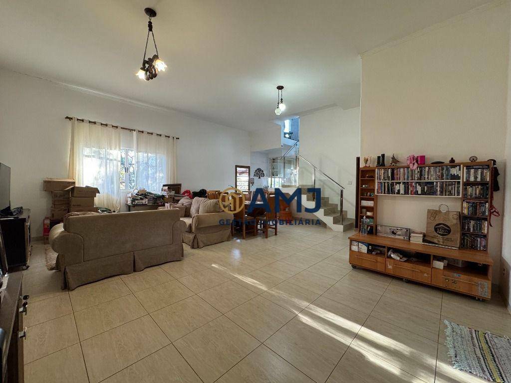 Chácara à venda com 4 quartos, 301m² - Foto 14