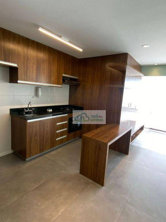 Apartamento para alugar com 2 quartos, 67m² - Foto 11