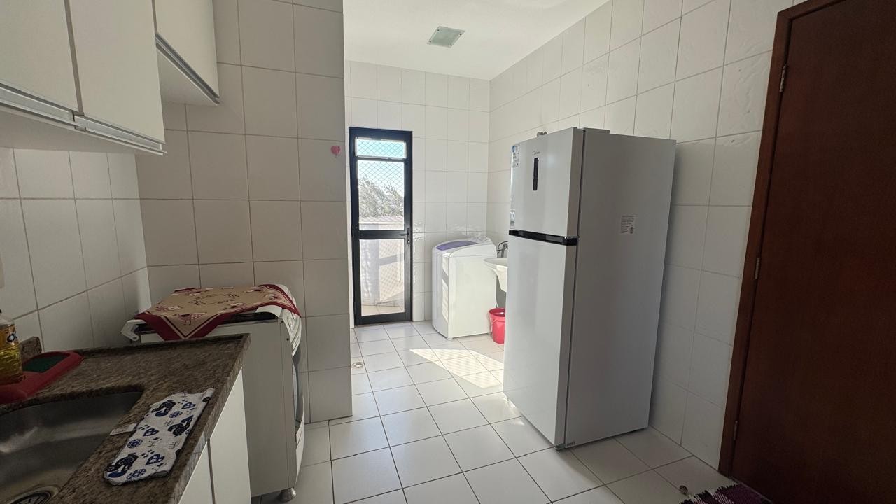 Apartamento para alugar com 3 quartos, 120m² - Foto 11