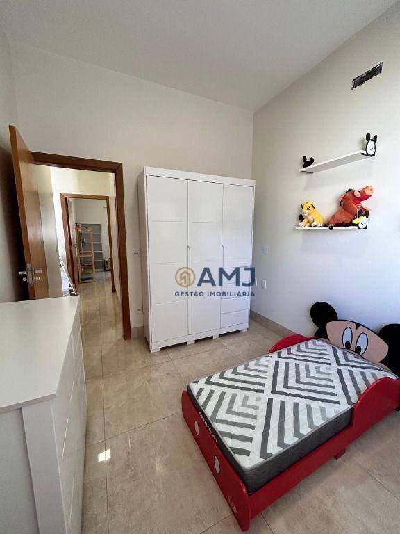 Casa à venda com 3 quartos, 151m² - Foto 8