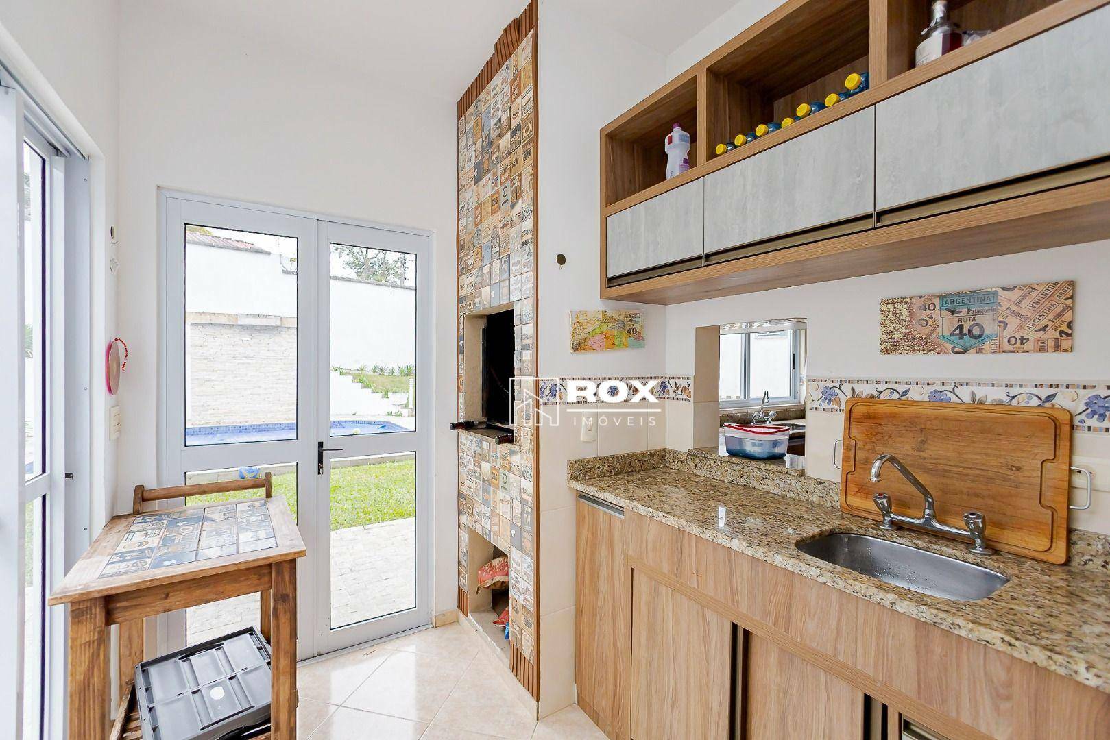 Casa de Condomínio para alugar com 3 quartos, 290m² - Foto 21