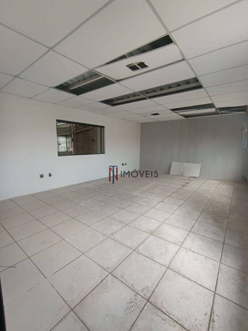 Depósito-Galpão-Armazém à venda, 549m² - Foto 18
