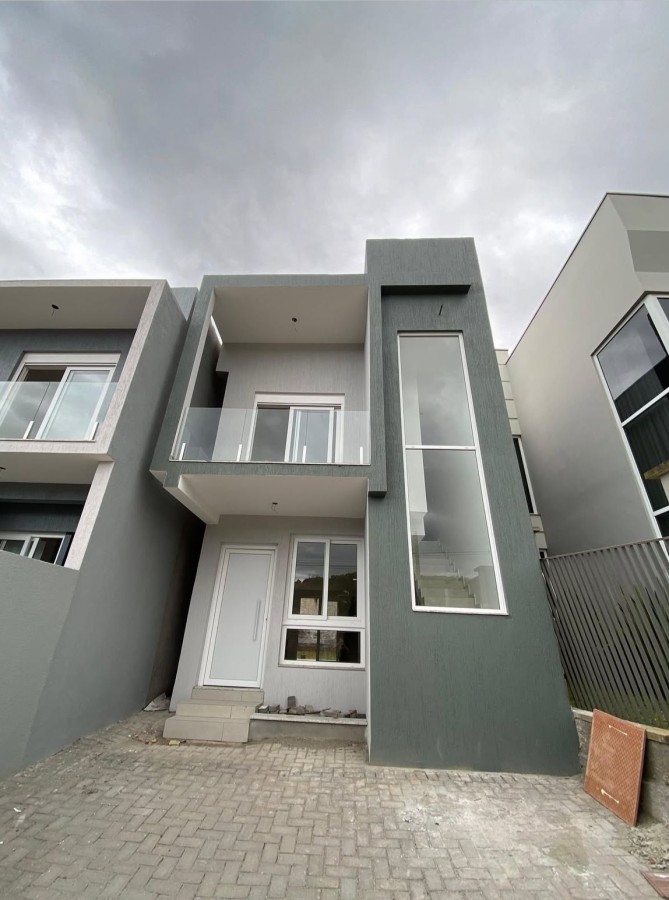 Casa à venda com 2 quartos, 90m² - Foto 1