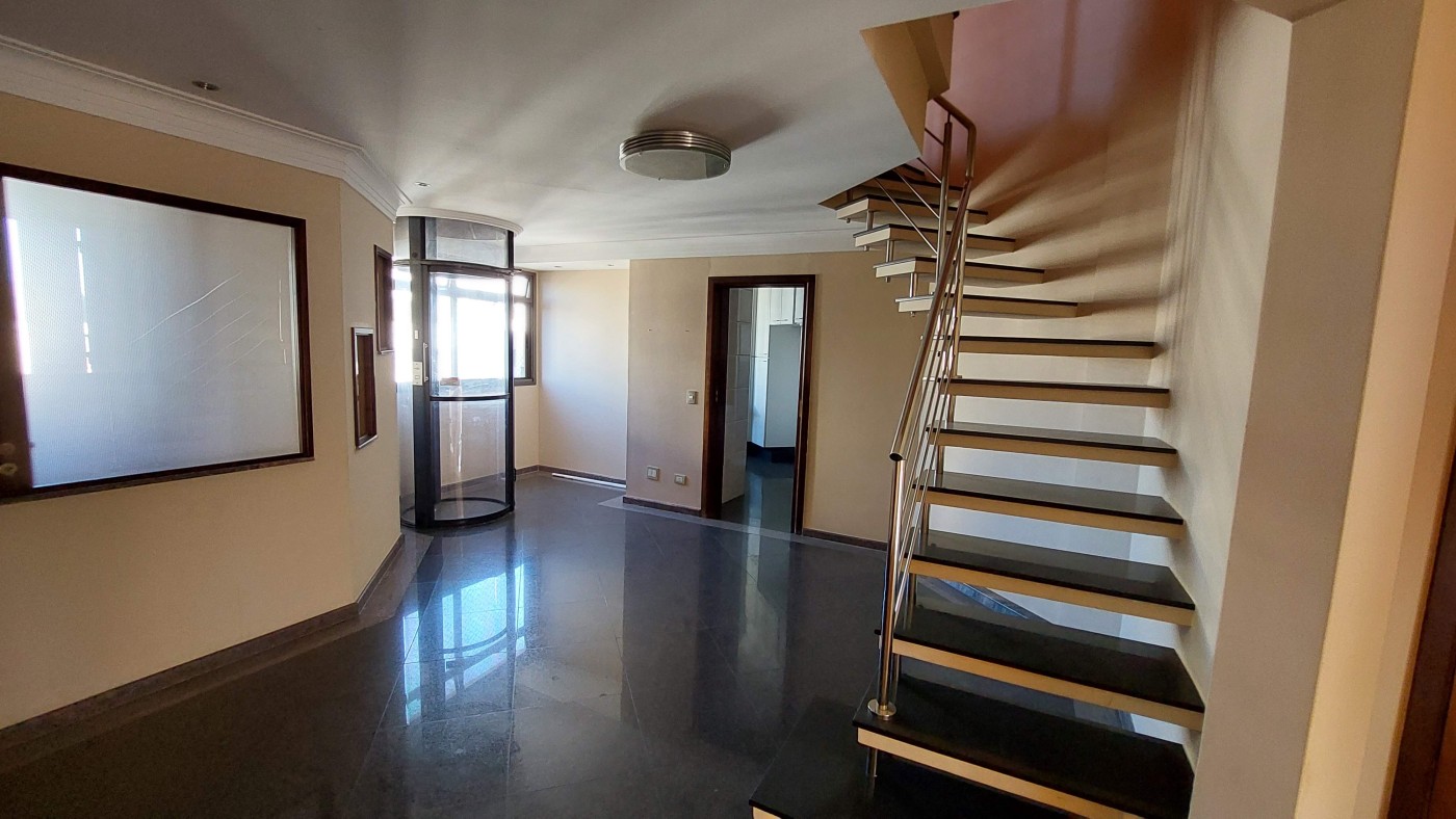 Cobertura à venda com 4 quartos, 360m² - Foto 7