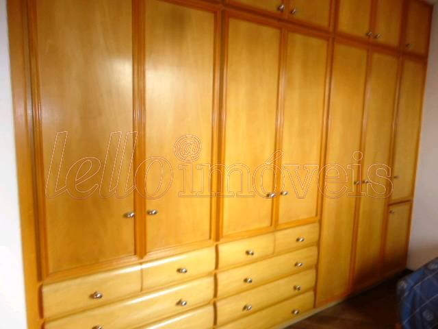 Apartamento para alugar com 4 quartos, 240m² - Foto 9