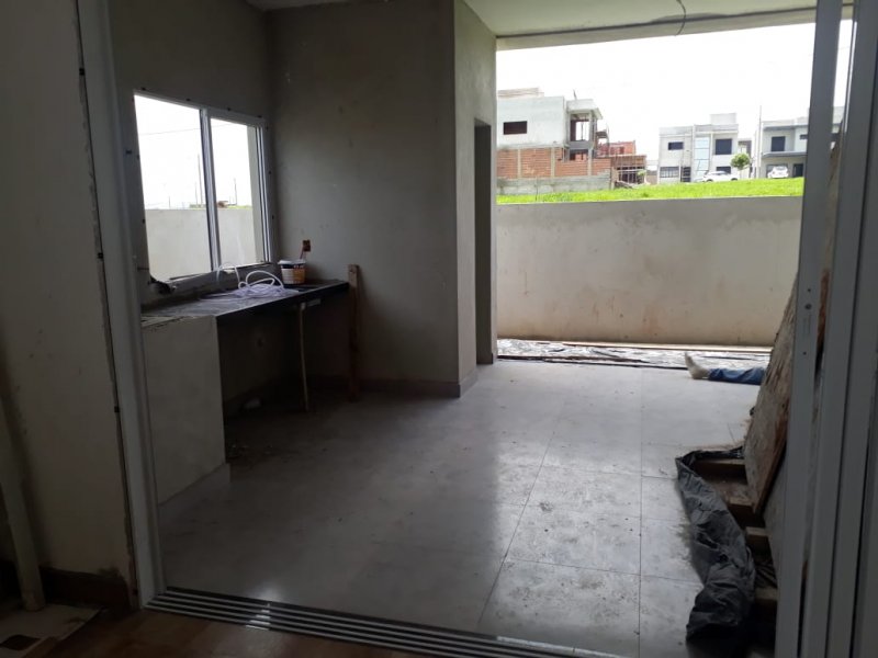 Casa à venda com 3 quartos, 126m² - Foto 8