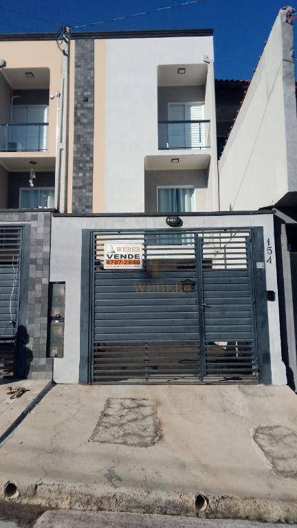 Casa à venda com 3 quartos, 98m² - Foto 1