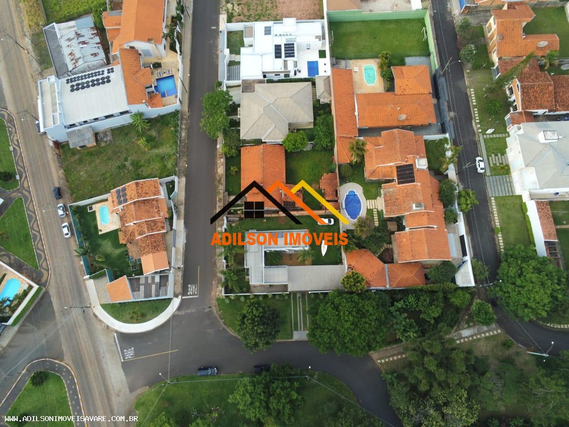 Casa à venda com 3 quartos, 138m² - Foto 10