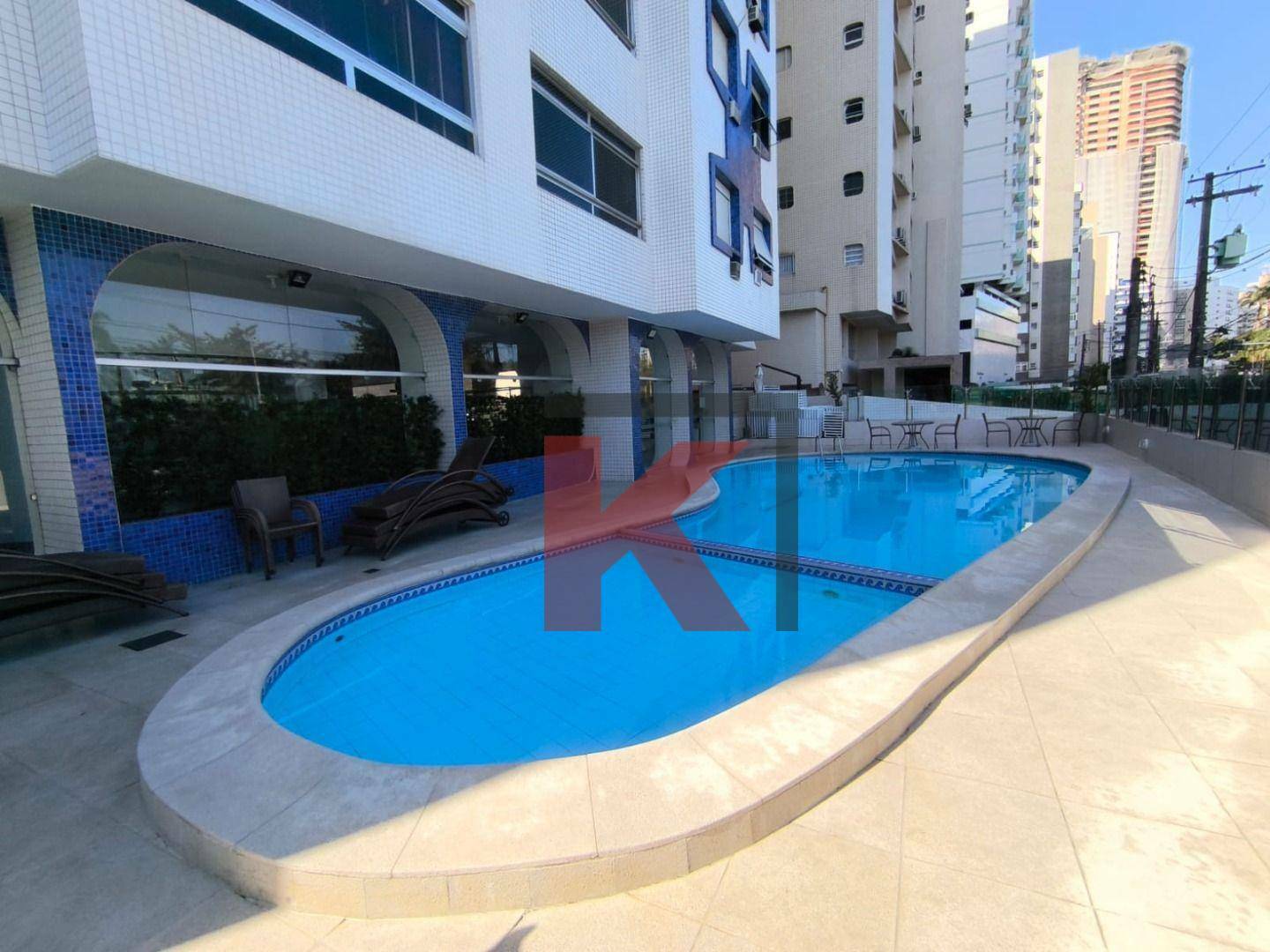Apartamento à venda e aluguel com 3 quartos, 200m² - Foto 1
