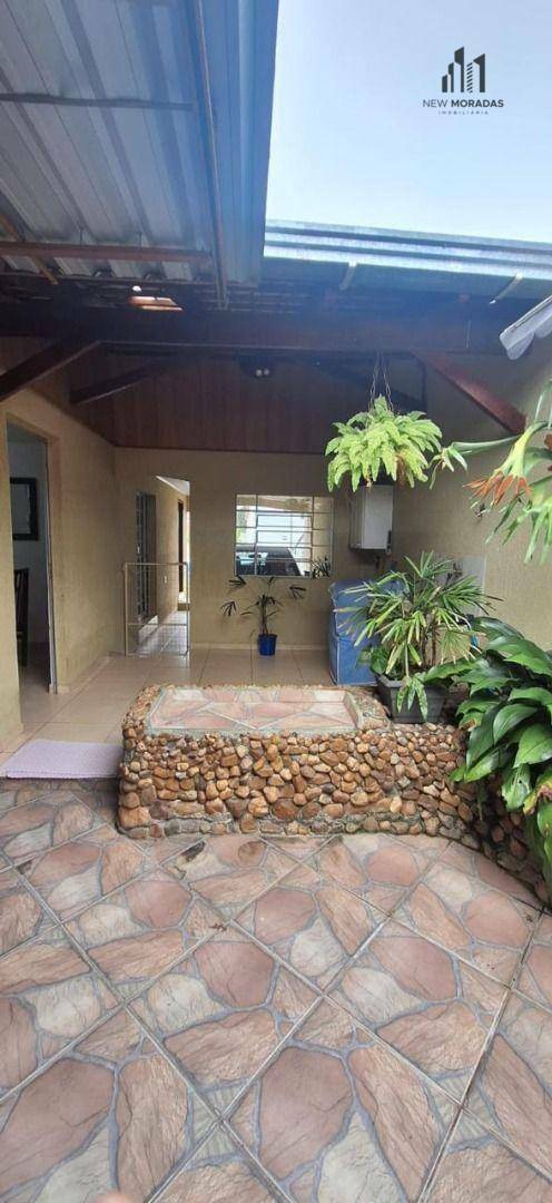 Casa à venda com 3 quartos, 115m² - Foto 2