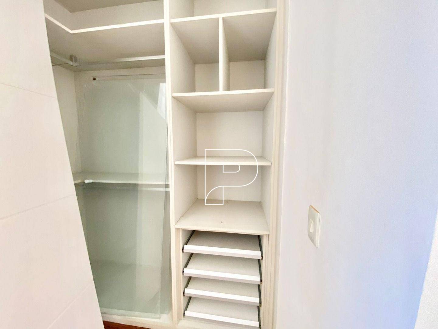 Casa de Condomínio à venda com 3 quartos, 300m² - Foto 34