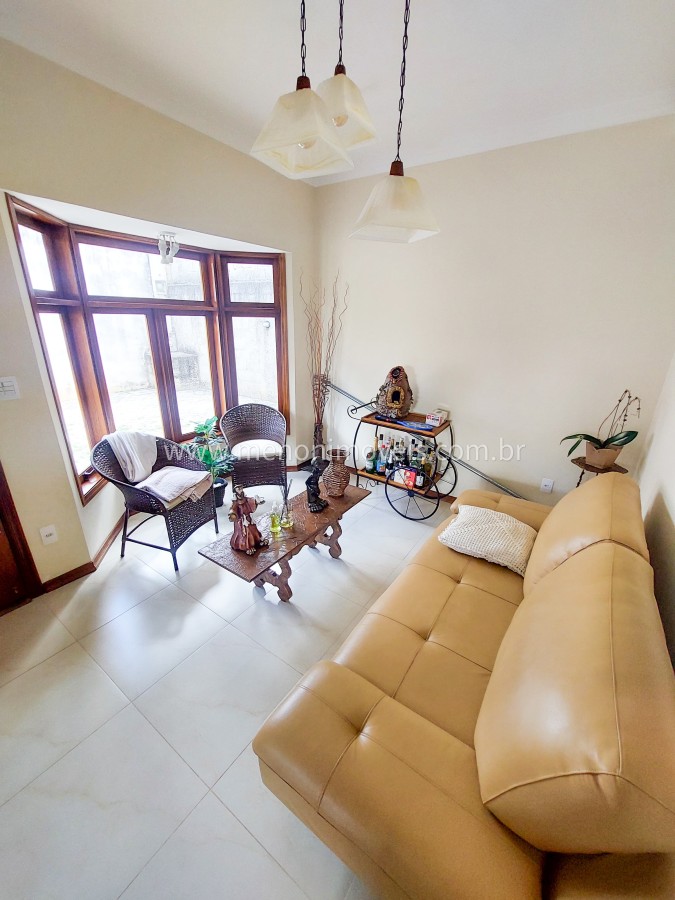 Casa à venda com 2 quartos, 500m² - Foto 4