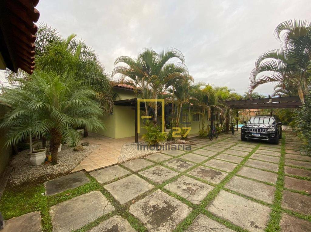 Casa à venda e aluguel com 4 quartos, 200m² - Foto 8