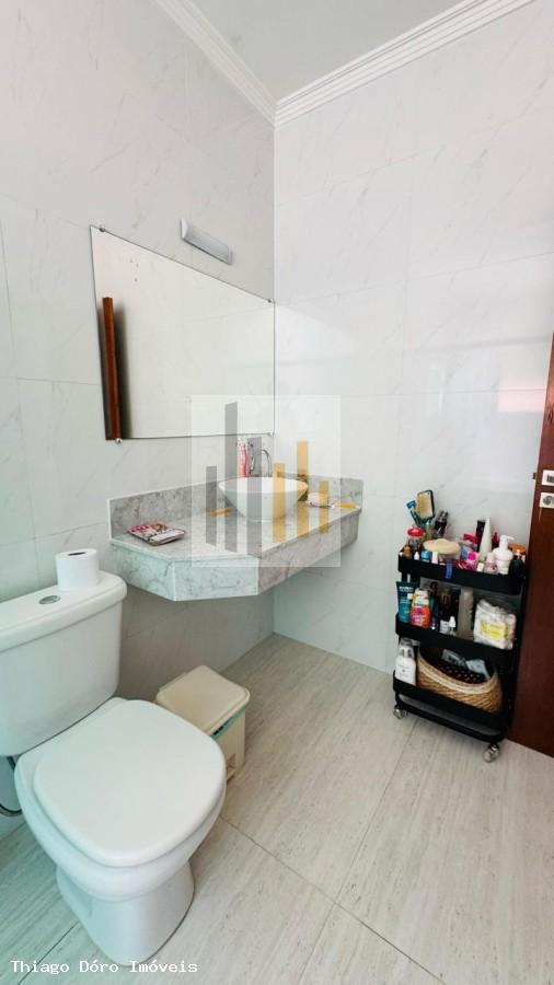 Casa à venda com 3 quartos, 250m² - Foto 19