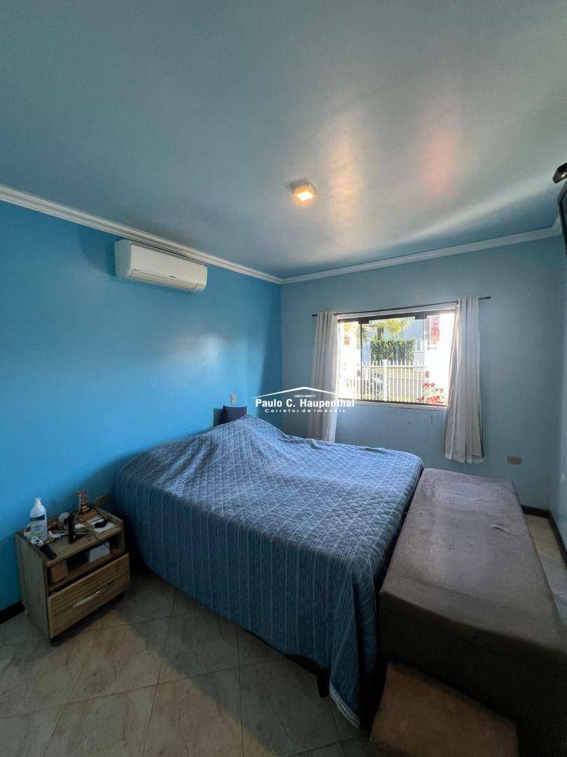 Casa à venda com 3 quartos, 100m² - Foto 3