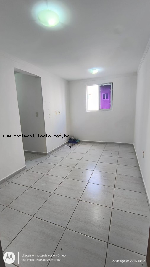 Apartamento para alugar com 2 quartos, 52m² - Foto 2
